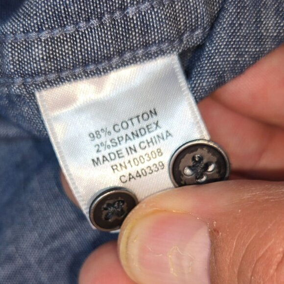 Peter Millar Mens Medium Chambray Button-Up Shirt - Picture 5 of 8